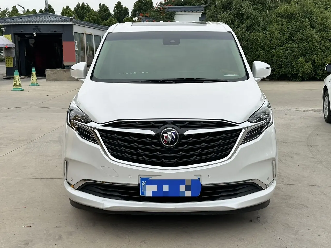 Buick 2022 GL8 ES Lu Zun 48V 2.0T 653T Luxury Automatic Gear 2