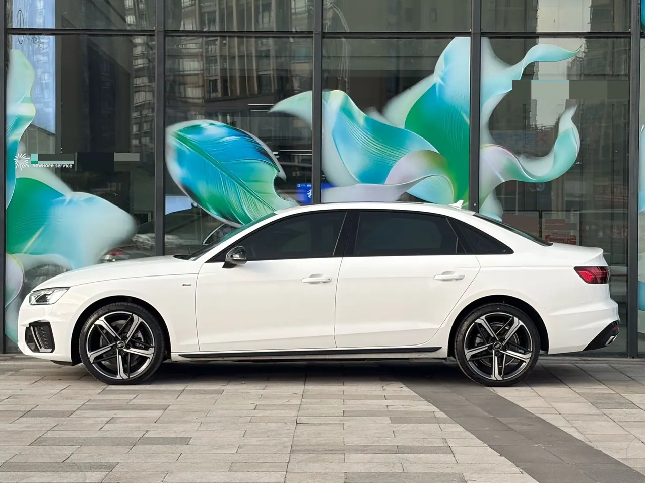 Audi 2023 A4L 2.0TFSI 40TFSI Deluxe Dynamic Automatic 5