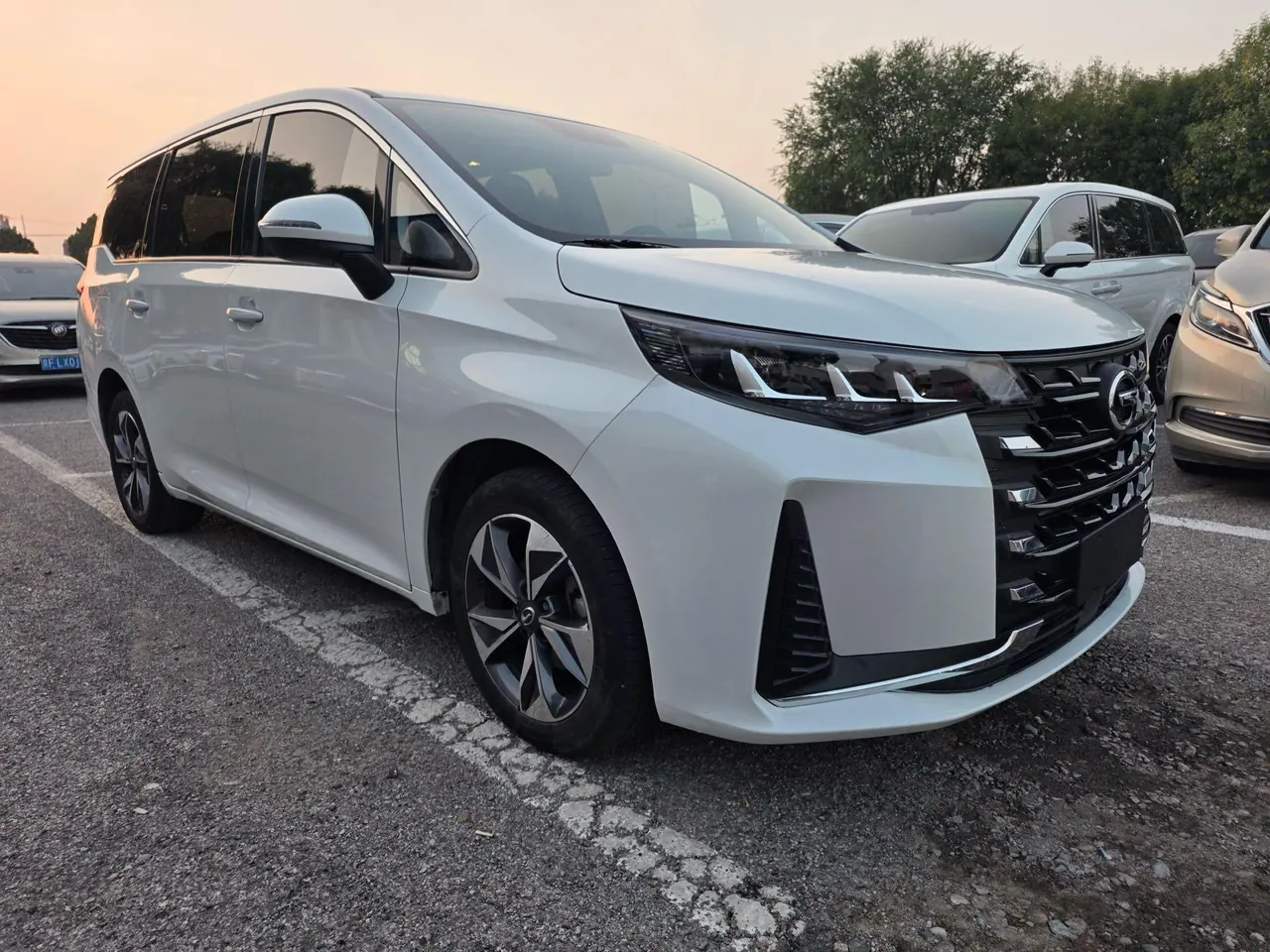 Chuanqi 2021 M6 1.5T 270T Deluxe Edition 7-seat Automatic Gear 2