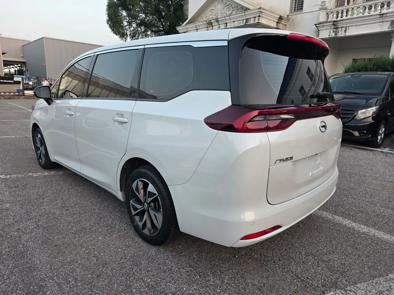 Chuanqi 2021 M6 1.5T 270T Deluxe Edition 7-seat Automatic Gear 4