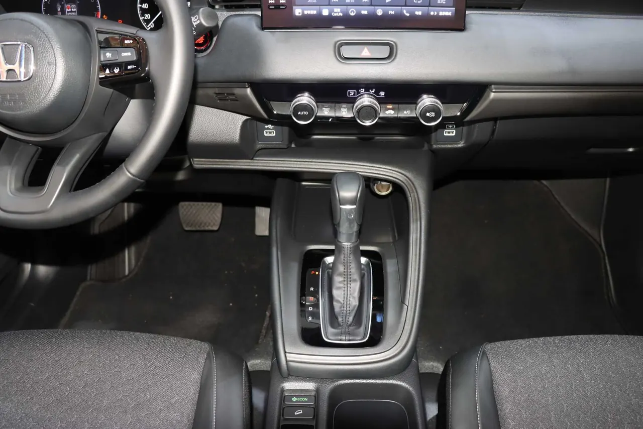 Honda 2023 XR-V 1.5 stepless craze version of automatic gear 15