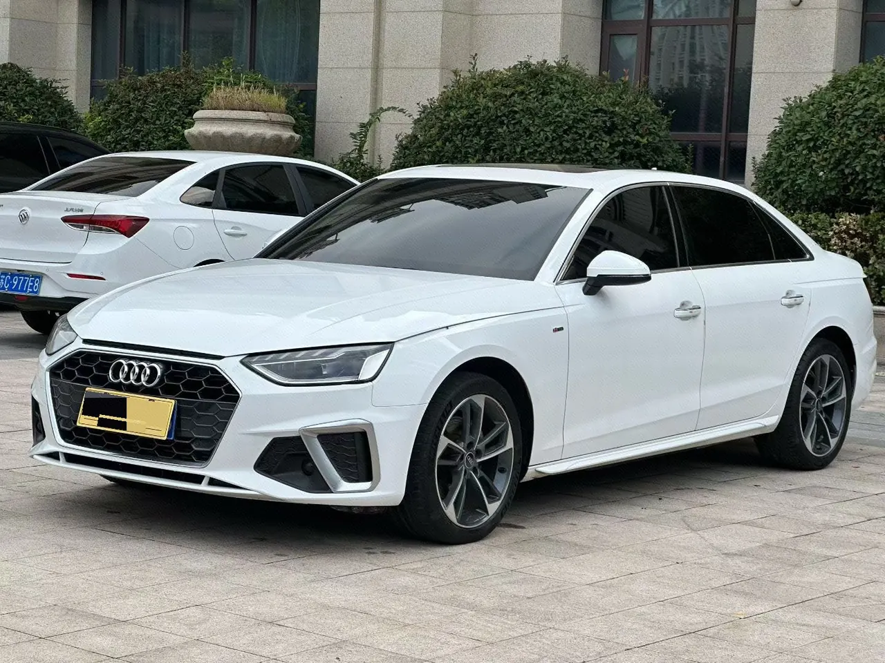 Open image lightbox: Audi 2023 A4L 2.0TFSI 40TFSI Fashion Dynamic Automatic
