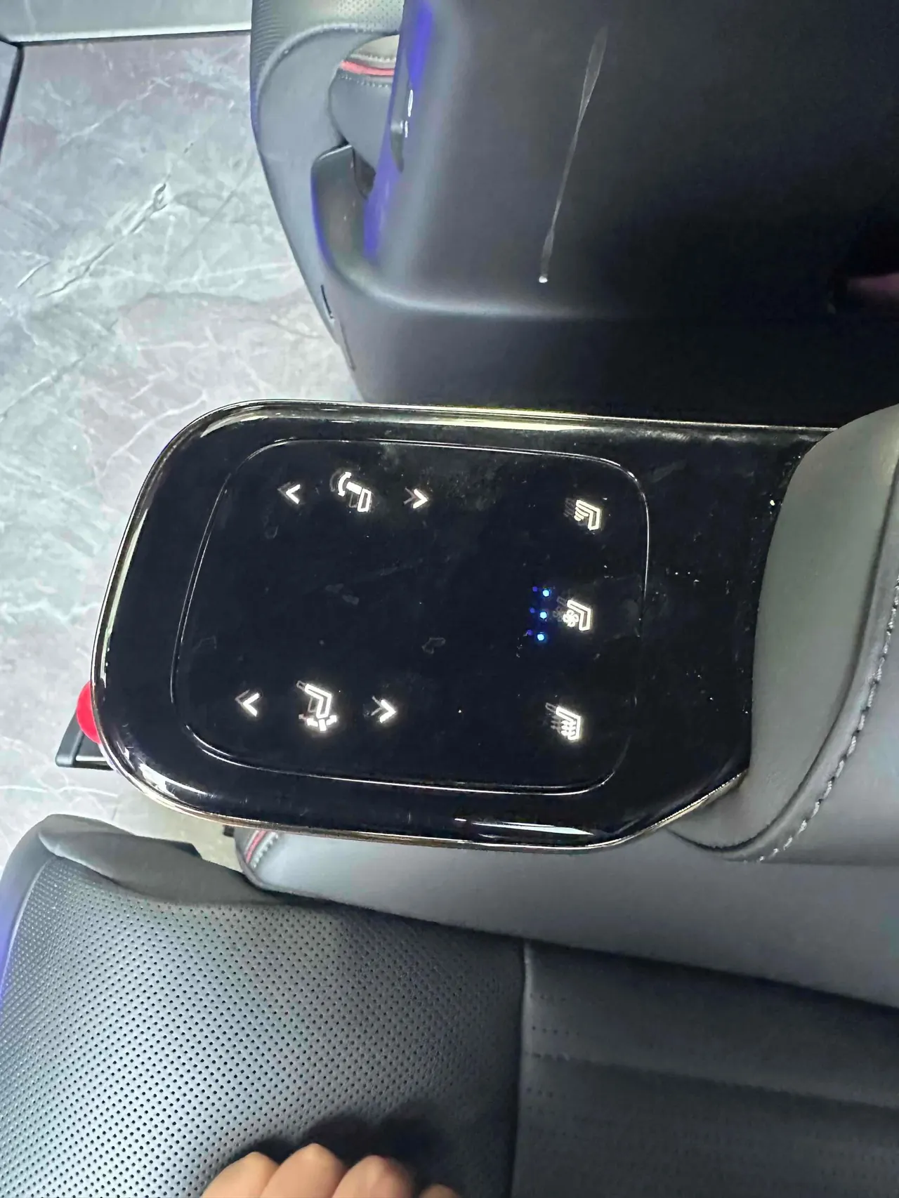 Trumpchi 2025 M8 Dual-Motor 2.0T Grandmaster Series Super Hybrid Automatic Transmission 15