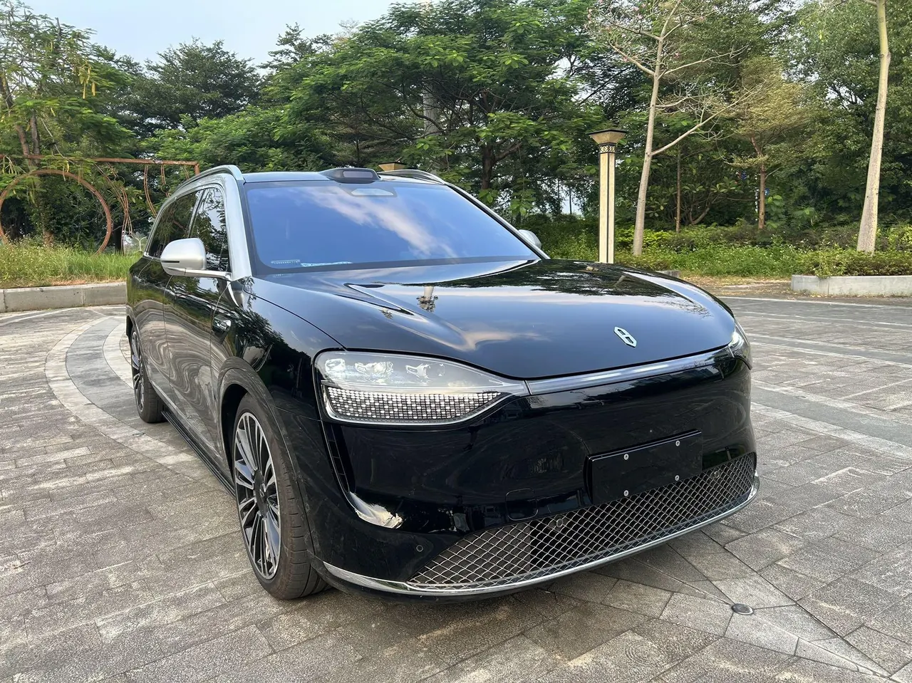 AITO 2025 AITO M9 EV Pure Electric Ultra Edition 100kWh 5-seat Edition (896-line laser Radar) Automatic Gear 2
