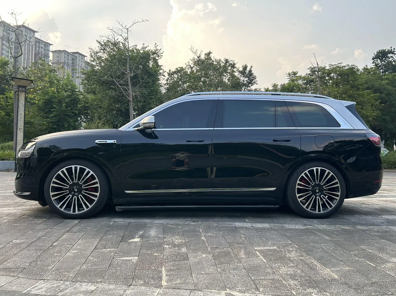 AITO 2025 AITO M9 EV Pure Electric Ultra Edition 100kWh 5-seat Edition (896-line laser Radar) Automatic Gear 3