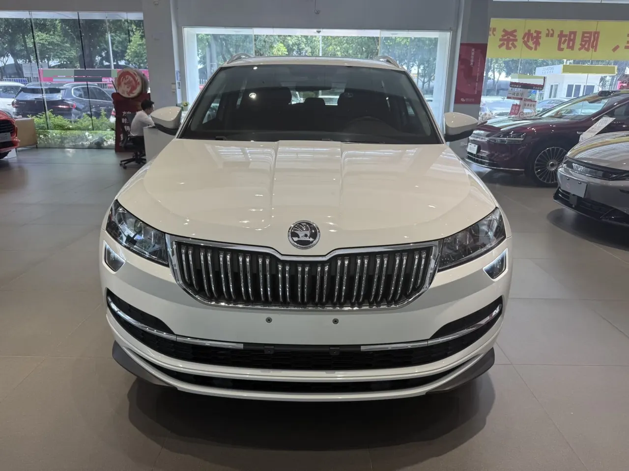 Skoda 2022 Keluoke 1.4TSI TSI280 Premium Edition Automatic Gear 2
