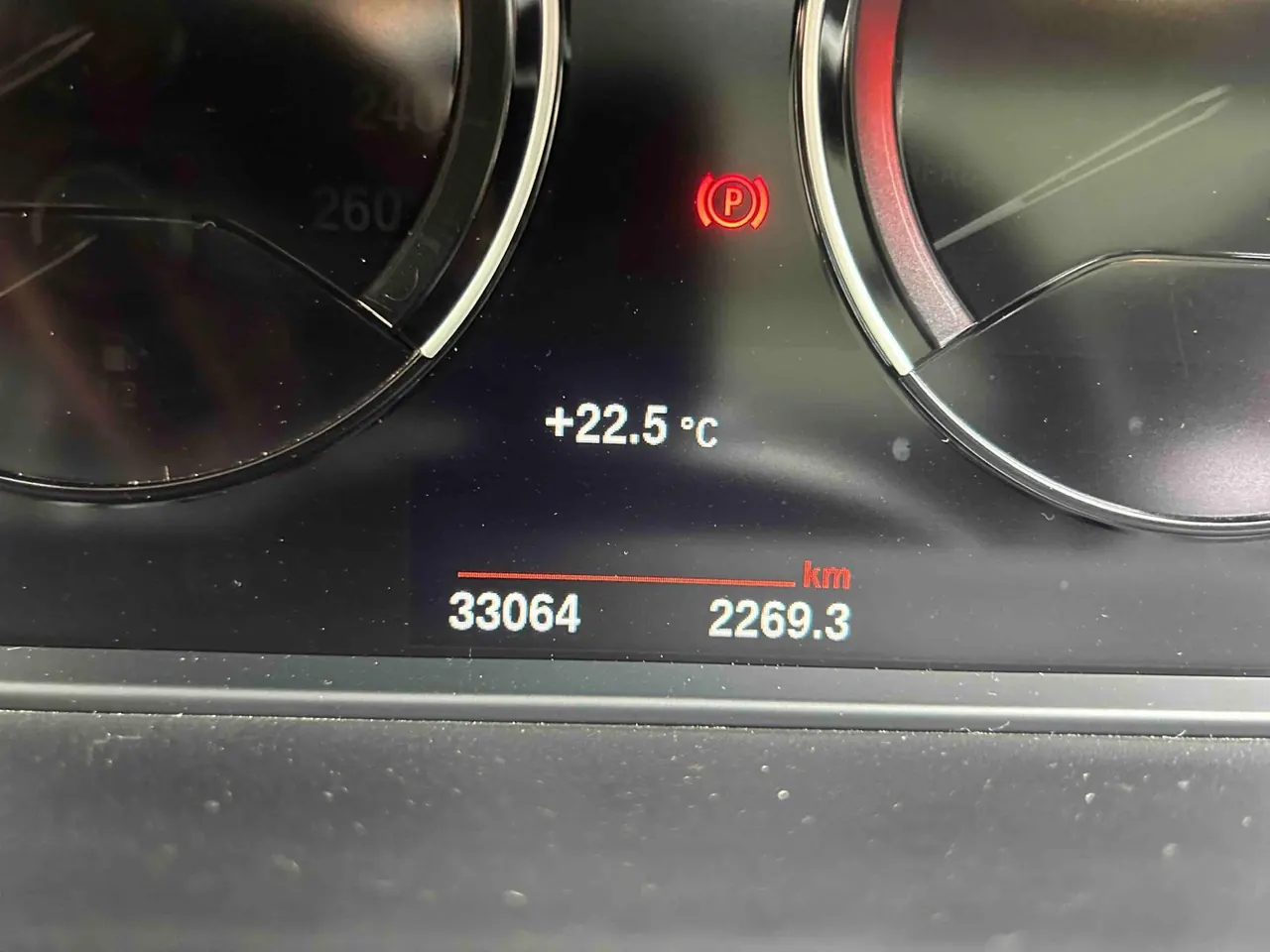 BMW 2022 X1 sDrive20Li 1.5T fashion automatic gear 13