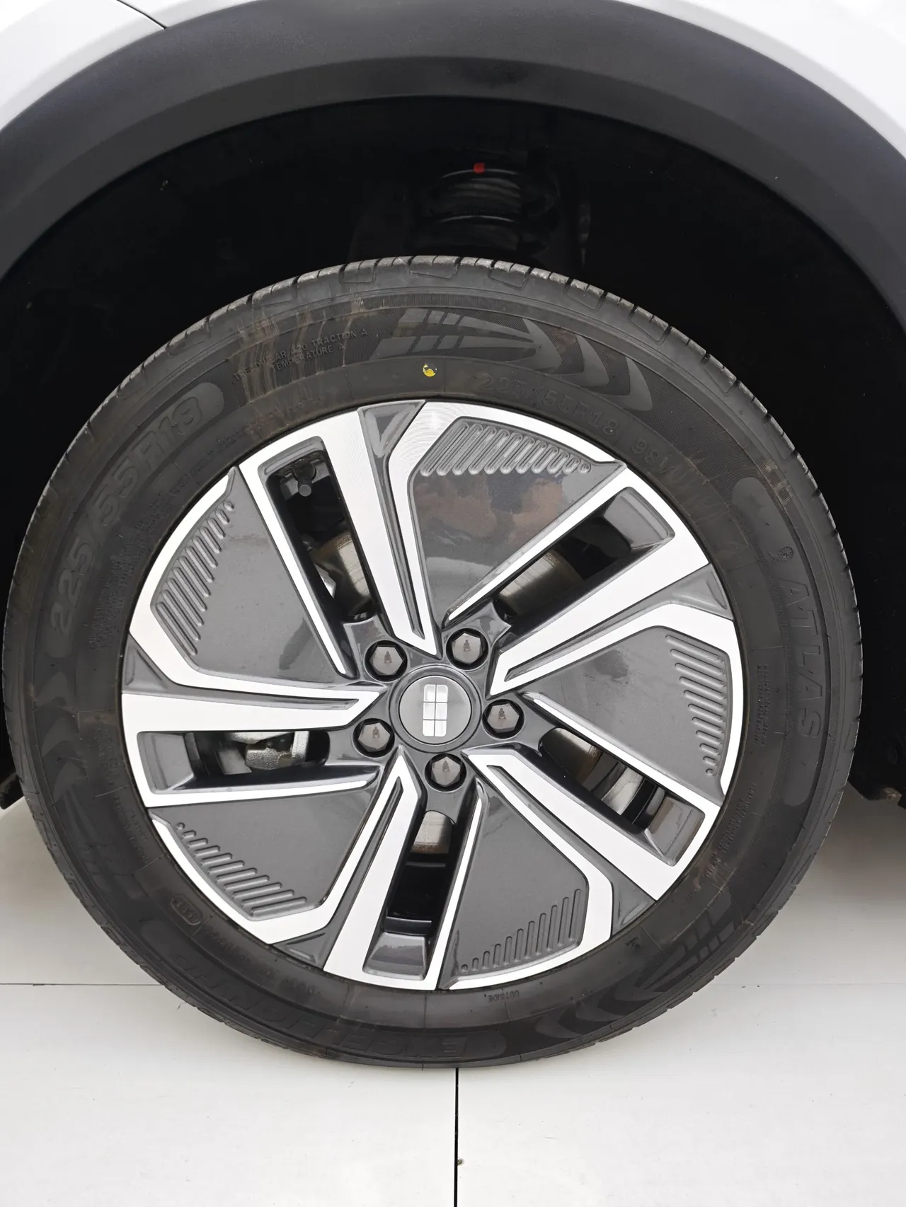 Geely Galaxy 2026 Starship 7 EM-i 1.5 135km Pilot Edition Automatic Gear 16