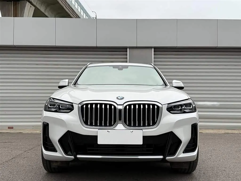 BMW 2023 X3 xDrive25i 2.0T M sports suit automatic gear 3