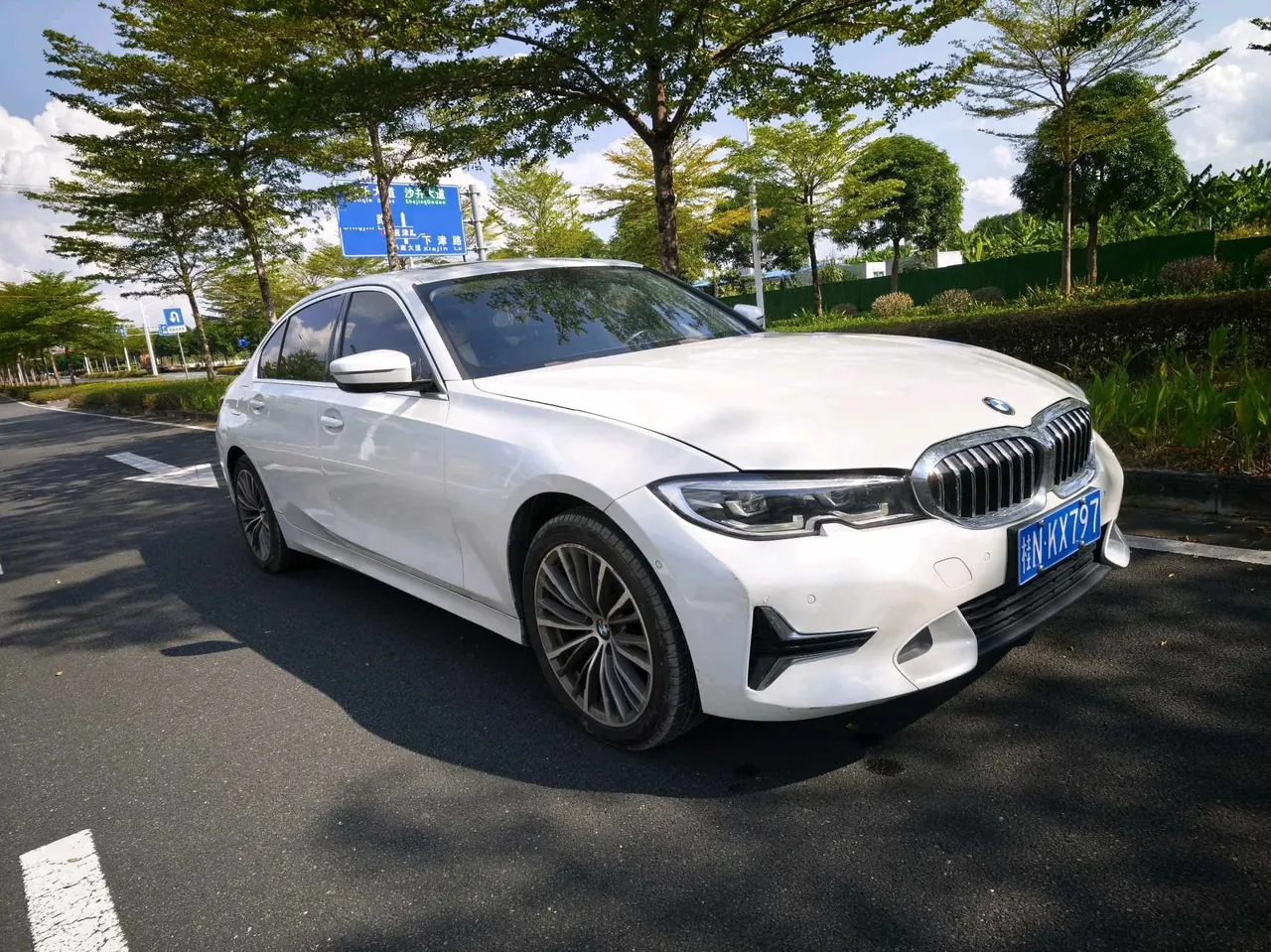 BMW 3 Series 2020 325Li 2.0T First Edition Automatic Gear 3