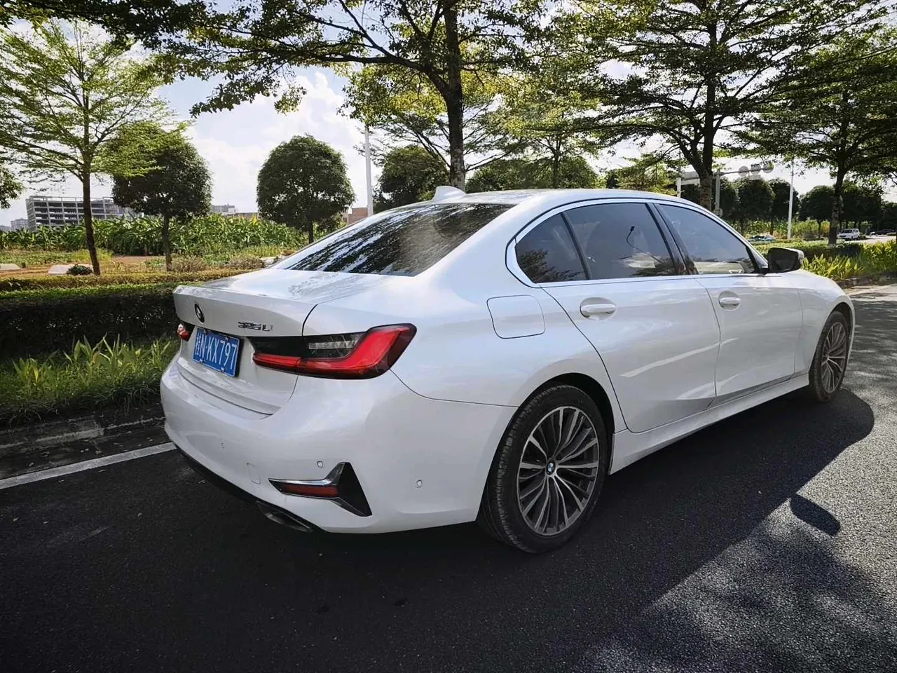 BMW 3 Series 2020 325Li 2.0T First Edition Automatic Gear 7