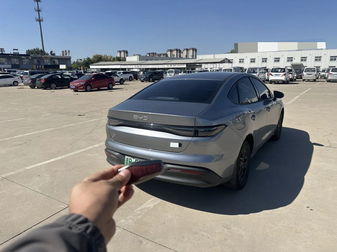 BYD 2026 seals 05 DM-i 1.5 stepless 128KM luxury automatic gear 3