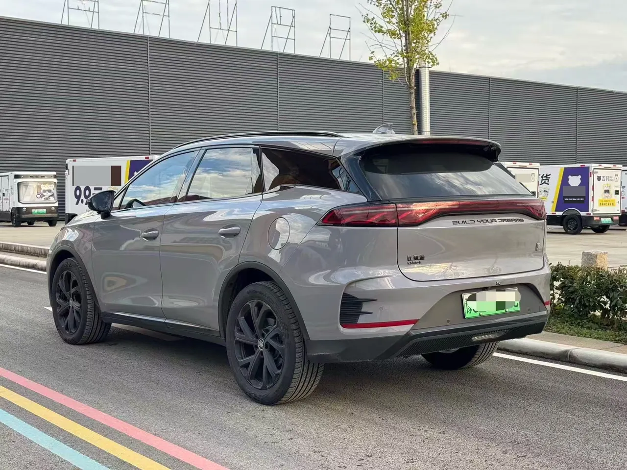 BYD Tang New Energy 2025 Tang DM-i 1.5T Stepless 115KM Cloud Cane Flagship Automatic Gear 5