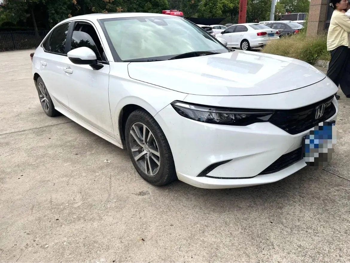 Honda 2023 model 1.5T stepless 240TURBO leading version automatic gear 3