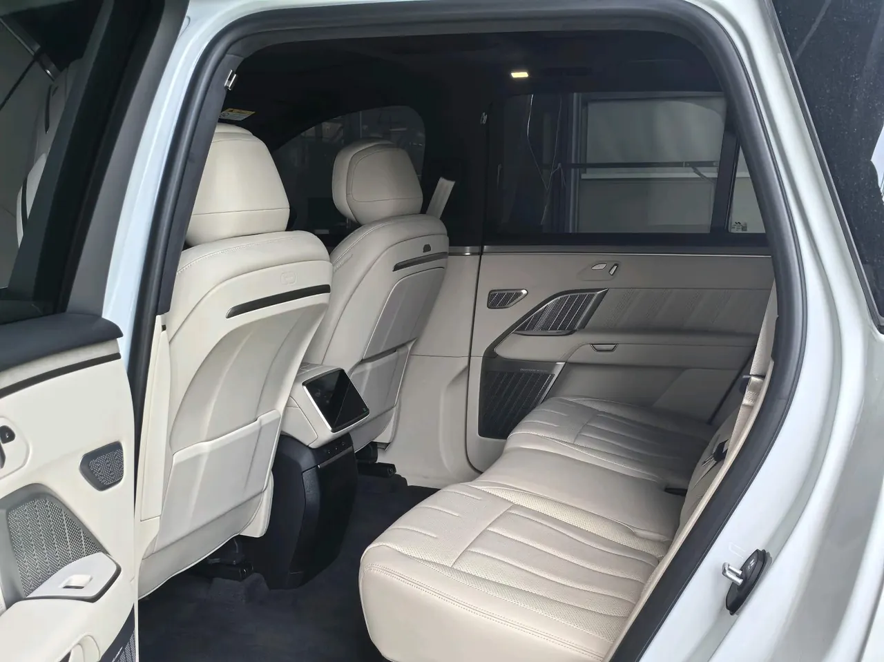 ONVO 2026 L80 Max automatic gear 5