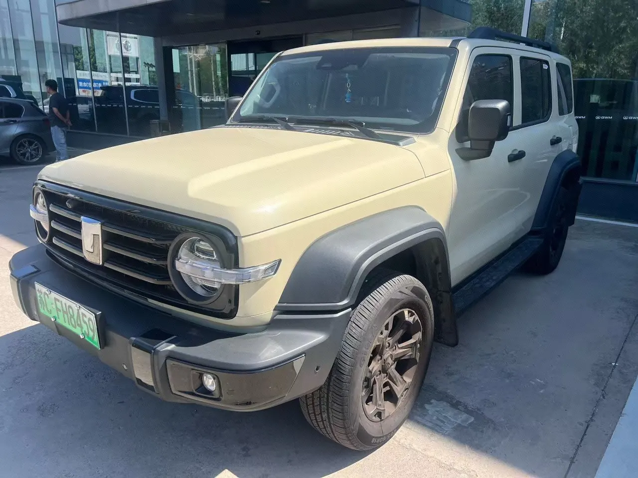 Открыть галерею: Tank 2025 model Tank 300 Hi4-T 2.0T Hi4-T automatic transmission