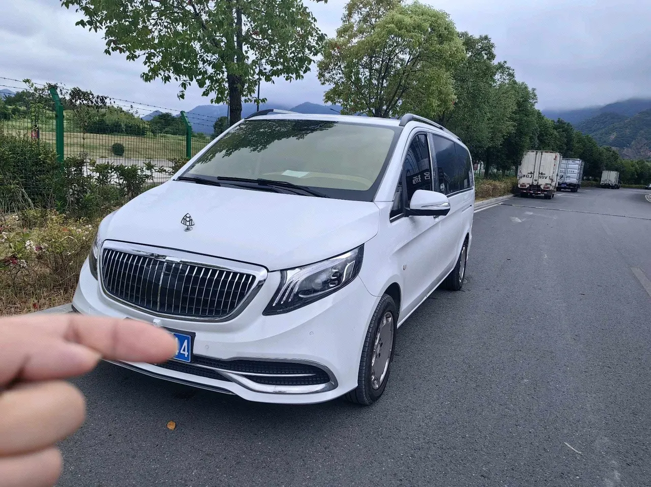 Открыть галерею: Mercedes Benz 2020 Vito 2.0T Business Edition 7-seat Automatic Gear