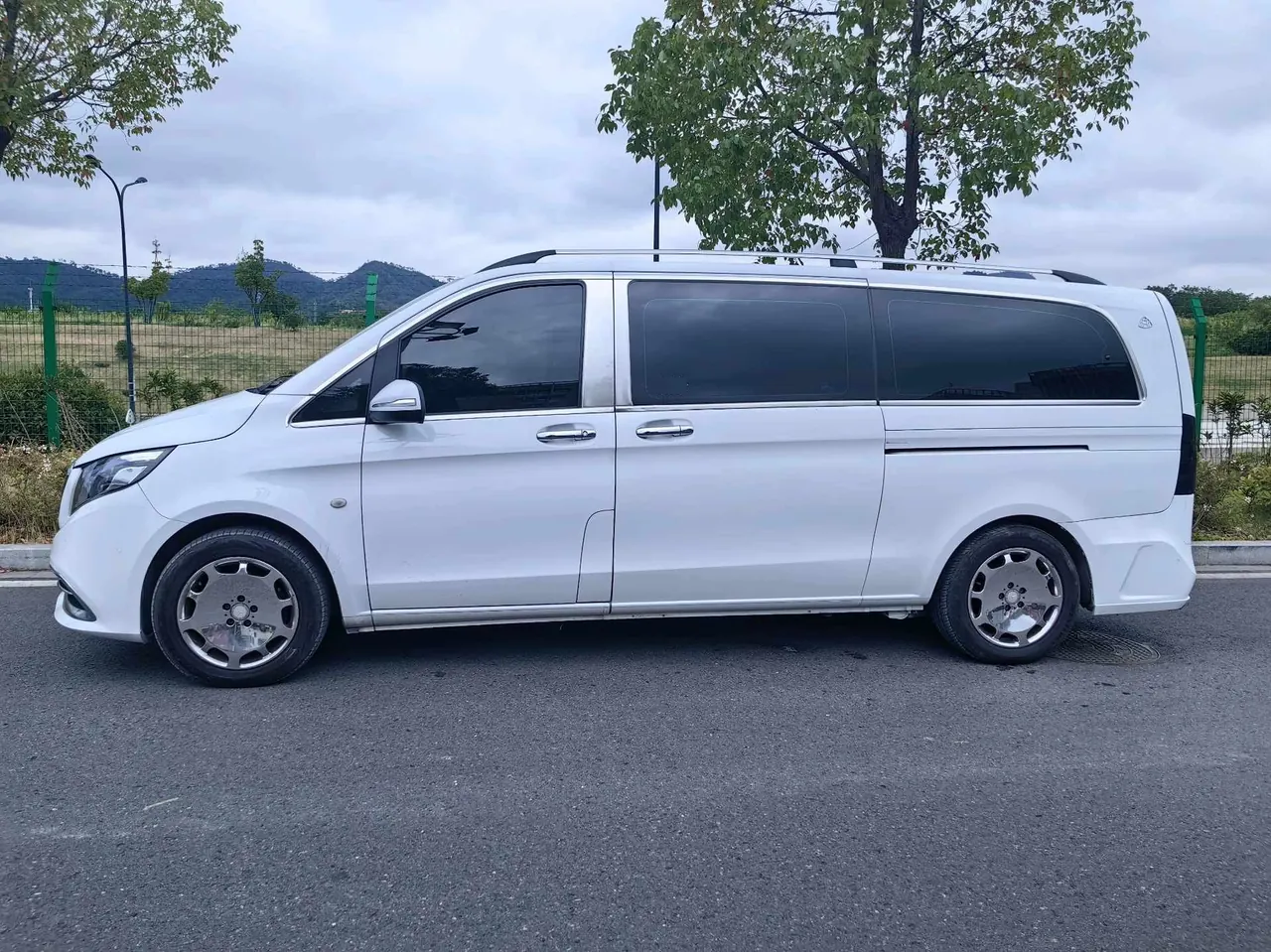 Mercedes Benz 2020 Vito 2.0T Business Edition 7-seat Automatic Gear 2
