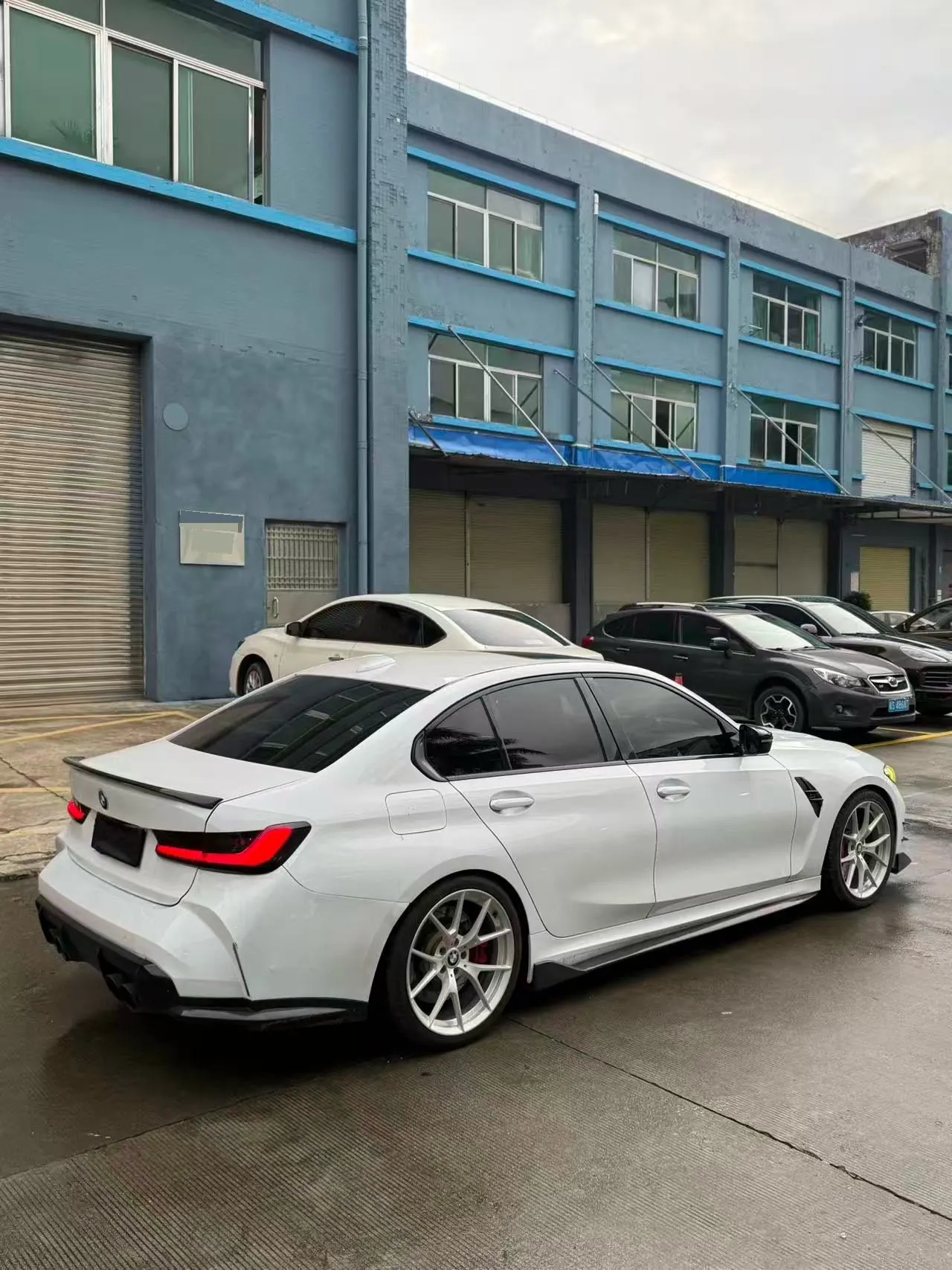BMW 3 Series 2022 325i 2.0T M Sports Suit (Modified) Automatic Gear 4