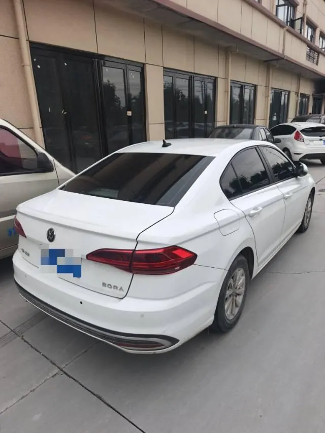 Volkswagen 2023 Bora 1.5 Smooth Limited Edition Automatic 4