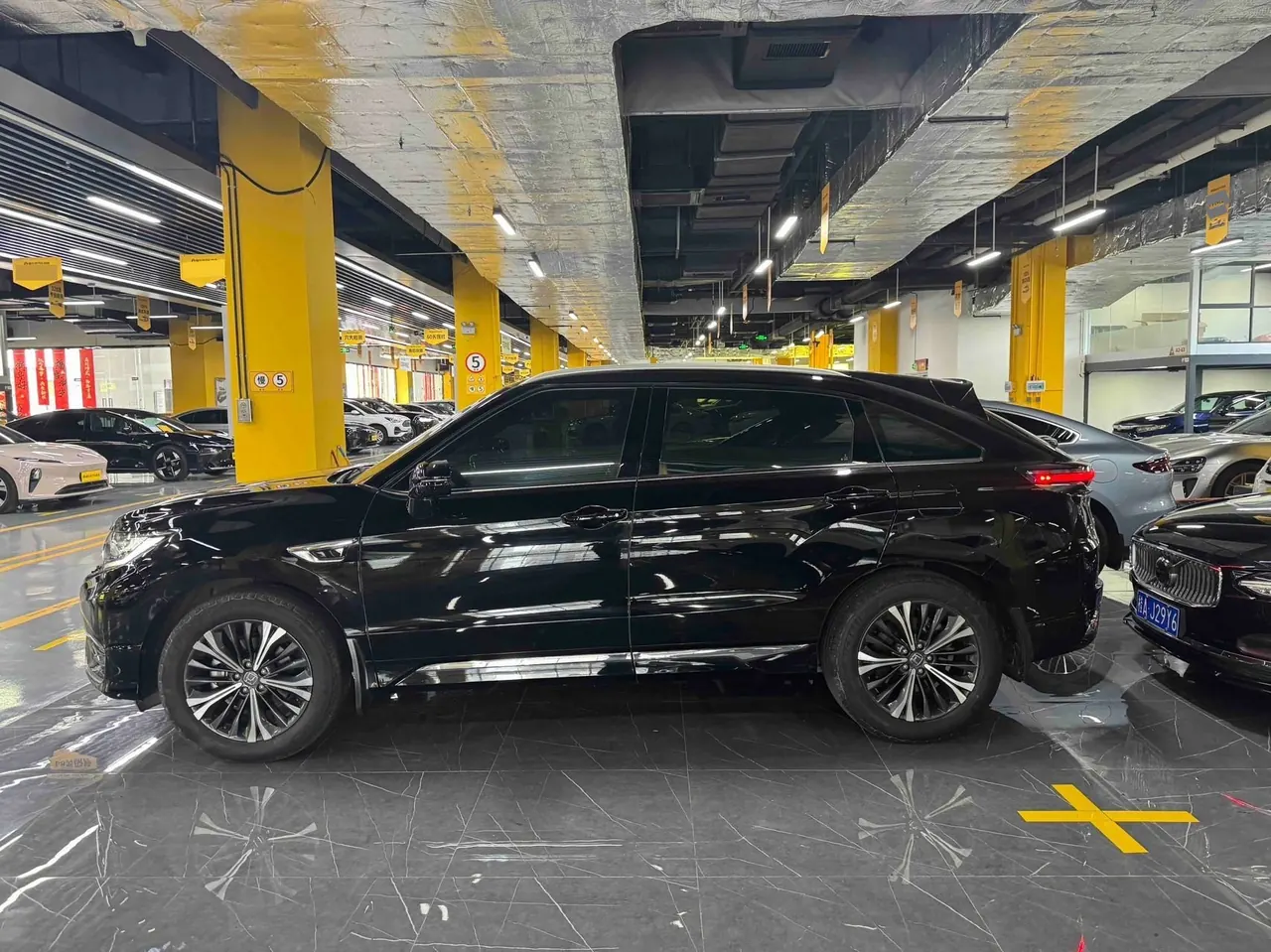 Honda 2020 UR-V 2.0T 370TURBO two-drive elegant version of automatic gear 4