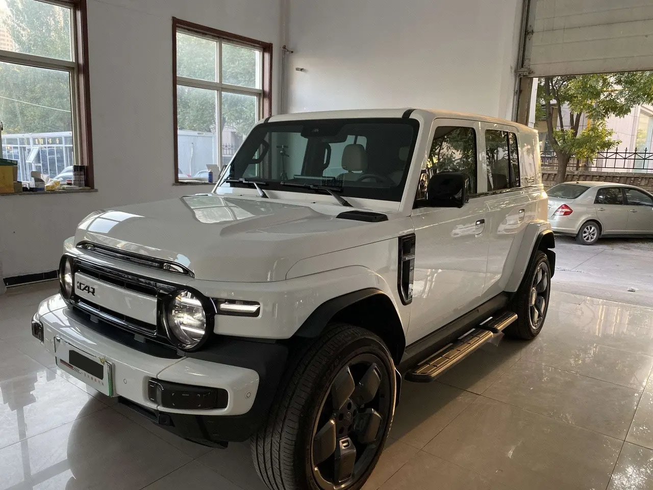 打开图片灯箱:ICAR 2025 iCAR V 23 501 4-wheel drive high-end intelligent driving version automatic gear