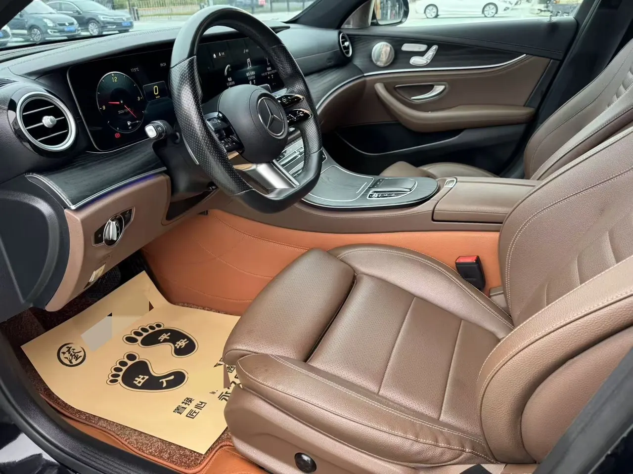 Mercedes Benz E-Class New Energy 2022 E 350 e L 2.0T Sports (Change 2) Automatic Gear 5
