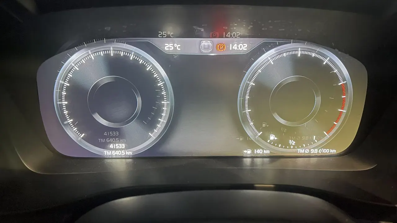 Volvo 2020 XC40 1.5T T3 Zhiyuan Deluxe Edition Automatic Gear 5