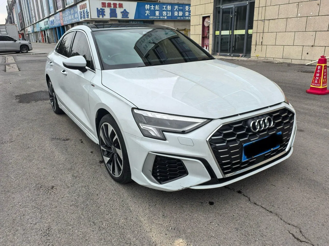 Audi 2023 A3L Limousine 1.4TFSI 35TFSI Fashion Sport Version Automatic Transmission 2