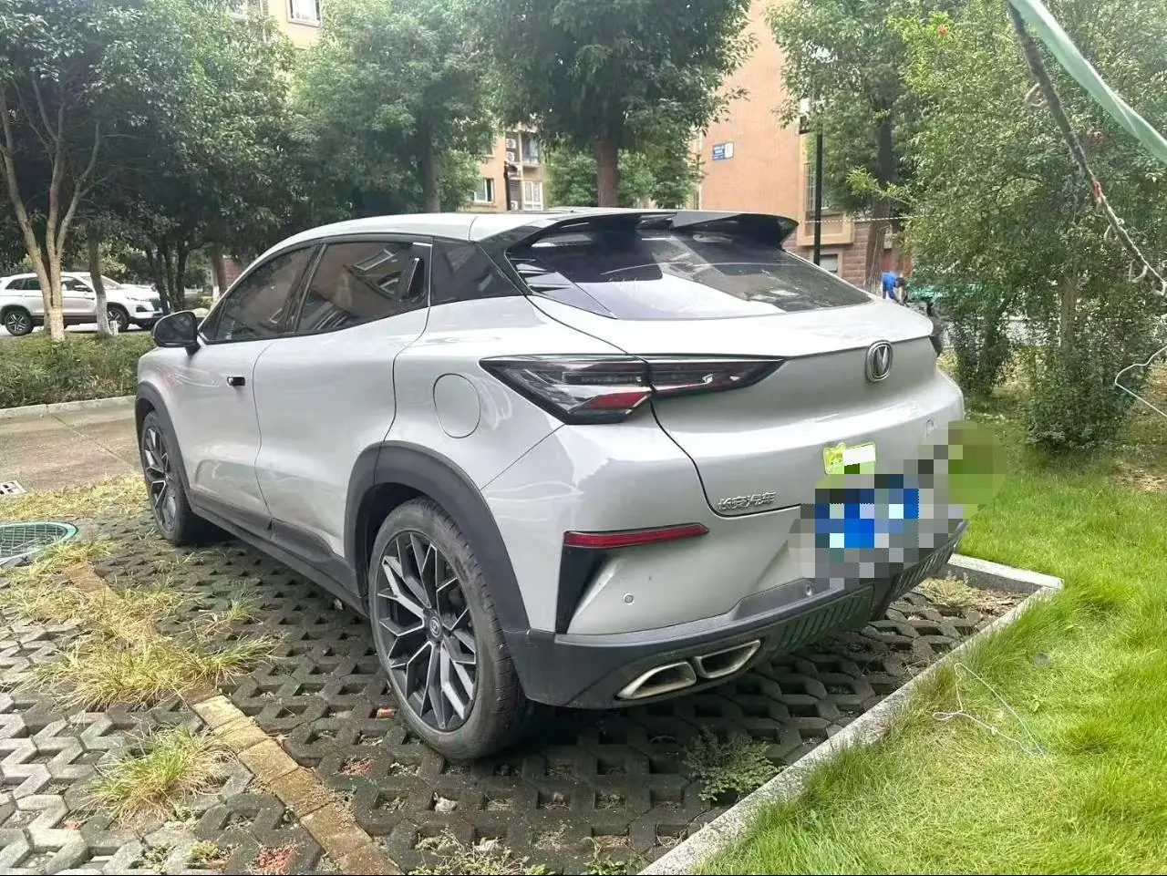 ChangAn 2022 UNI-T 1.5T exclusive automatic gear 6