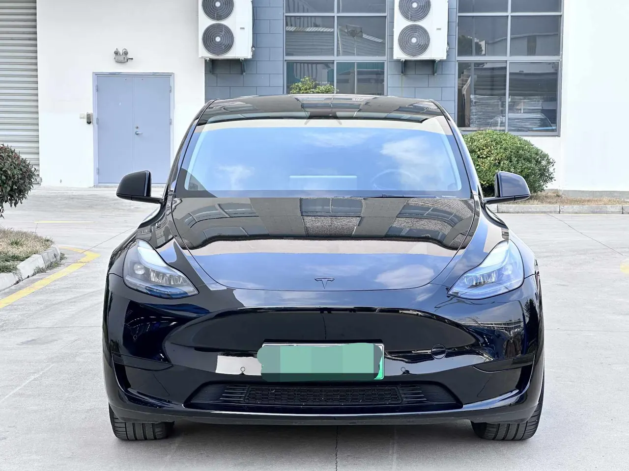 Tesla 2022 Model Y rear-wheel drive version (facelift) automatic gear 2