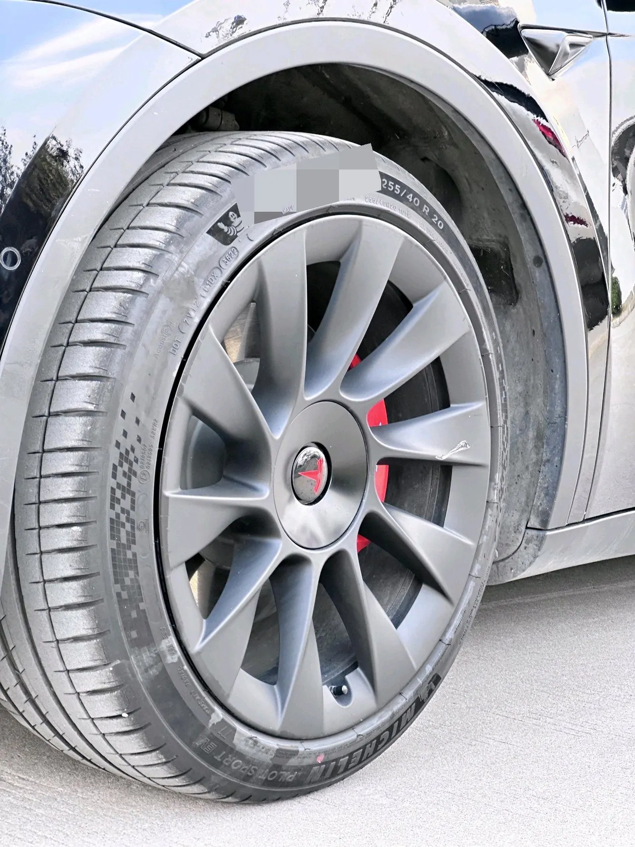Tesla 2022 Model Y rear-wheel drive version (facelift) automatic gear 3