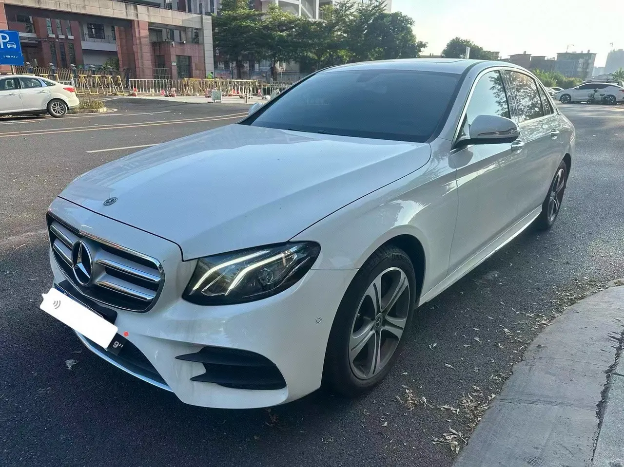 Open image lightbox: Mercedes Benz E Class 2020 E 260 L 48V 1.5T Sports (Modified) Automatic Gear