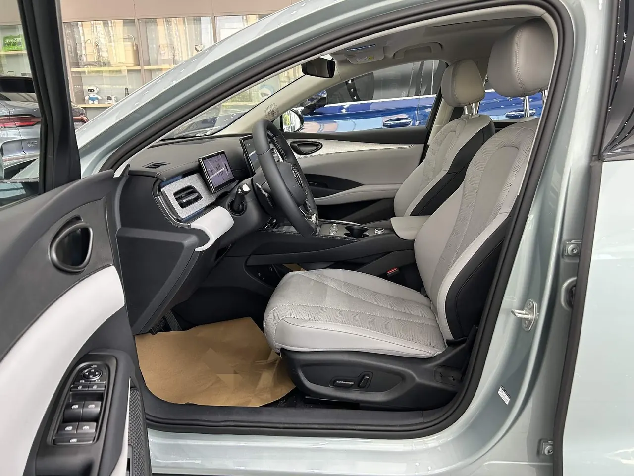 BYD 2025 seals 06 DM-i 1.5 stepless travel version 150KM flagship automatic gear 3