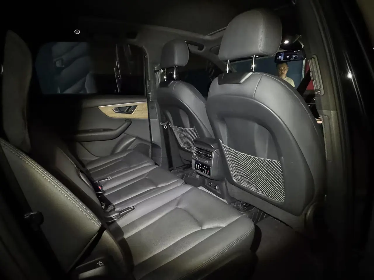Audi Q7 (Imported) 2022 Q7 48V 3.0TFSI 55TFSI Quattro S line Ice and Snow Sports Edition Automatic Gear 4