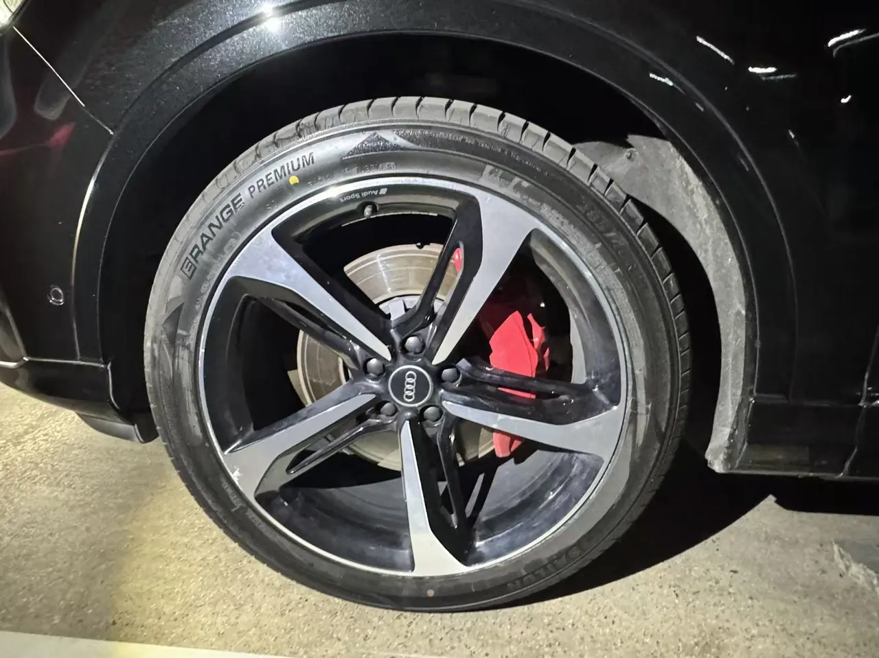 Audi Q7 (Imported) 2022 Q7 48V 3.0TFSI 55TFSI Quattro S line Ice and Snow Sports Edition Automatic Gear 5