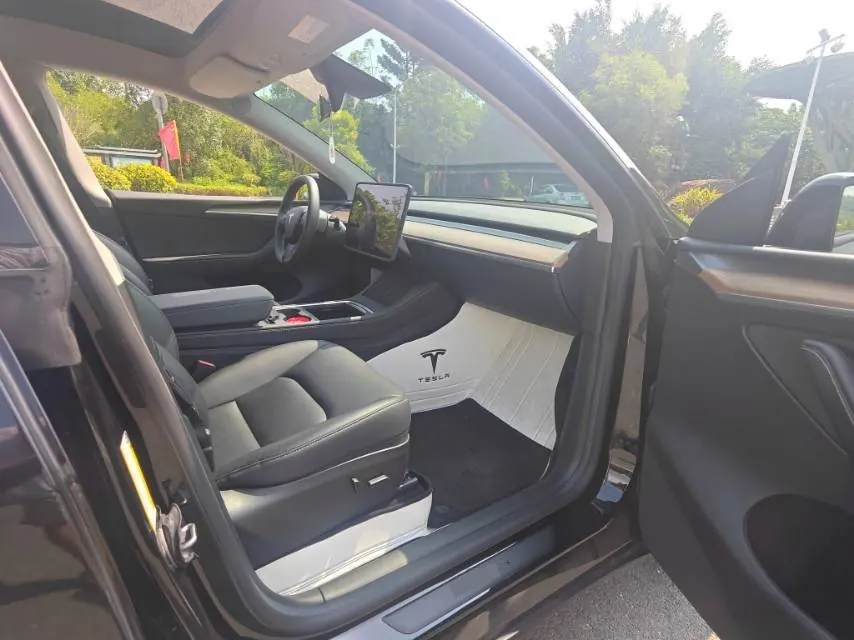 Tesla 2022 Model Y rear-wheel drive version (facelift) automatic gear 6