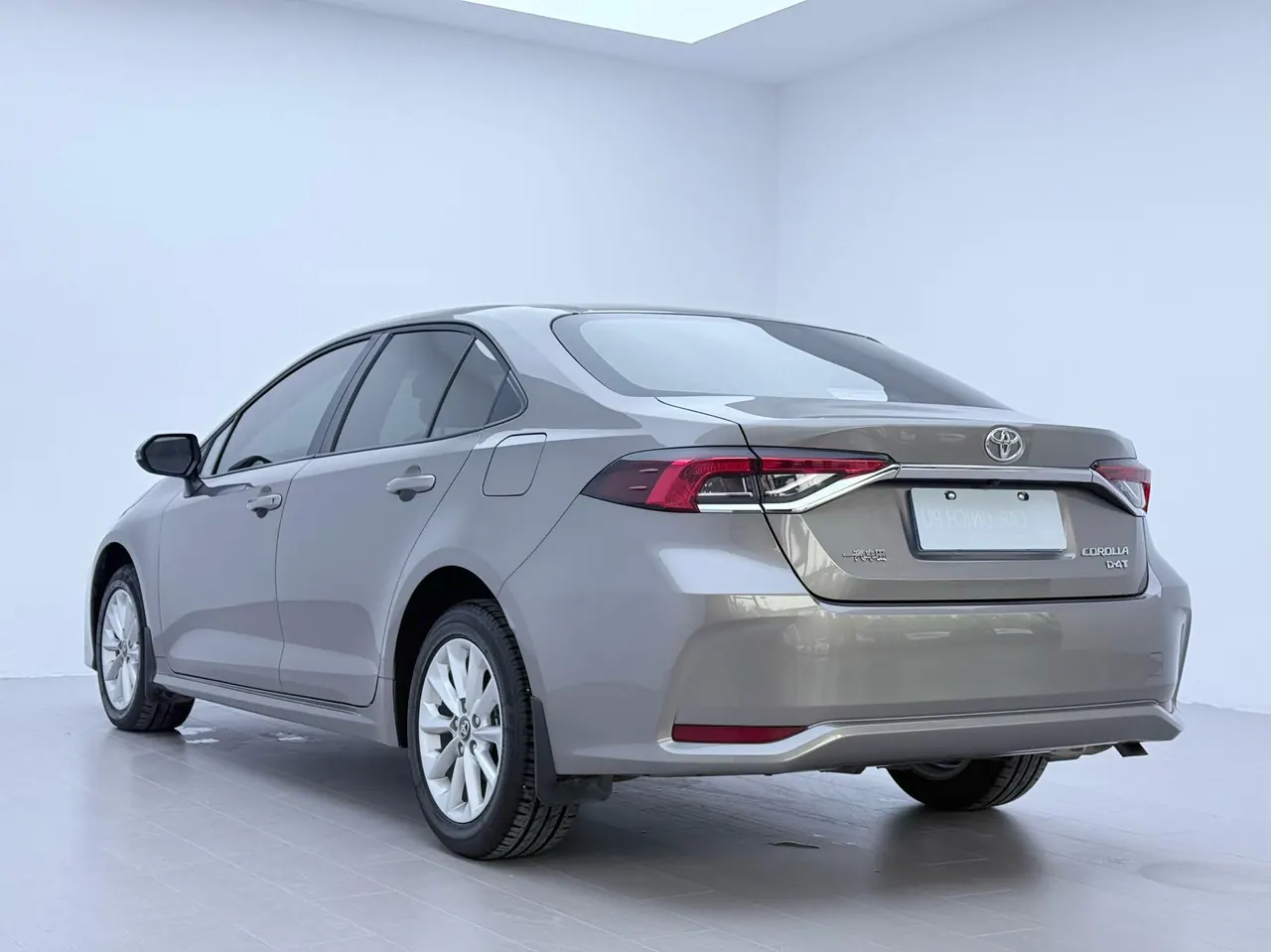Toyota 2021 Corolla 1.2T Stepless Deluxe Edition Automatic Gear 4
