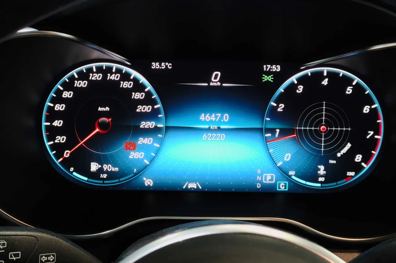 Mercedes Benz 2020 GLC 300 L 4MATIC 2.0T Dynamic Automatic 18
