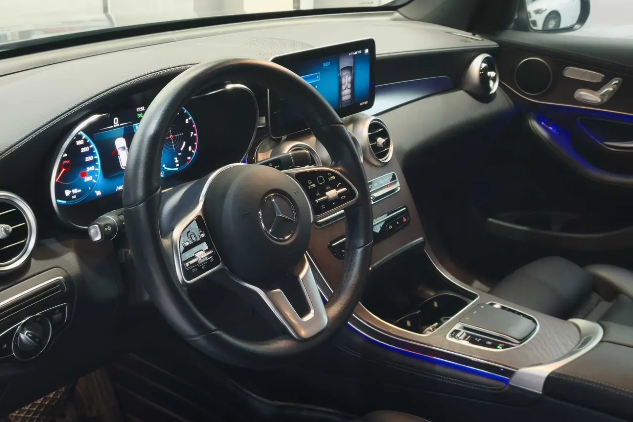 Mercedes Benz 2020 GLC 300 L 4MATIC 2.0T Dynamic Automatic 4