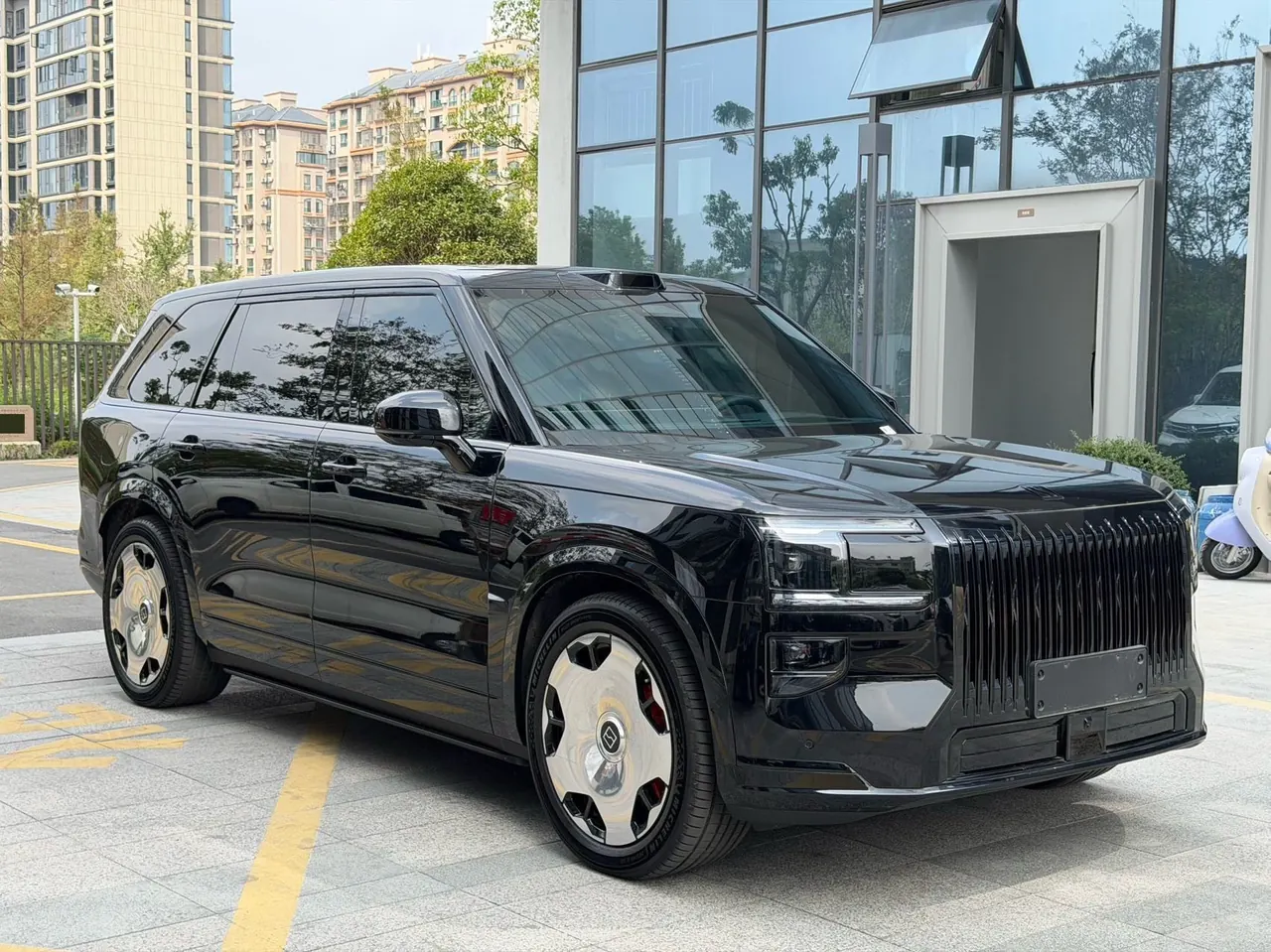 Zeekr 2025 Zeekr 9X 2.0T Ultra Edition 70kWh Automatic Gear 2