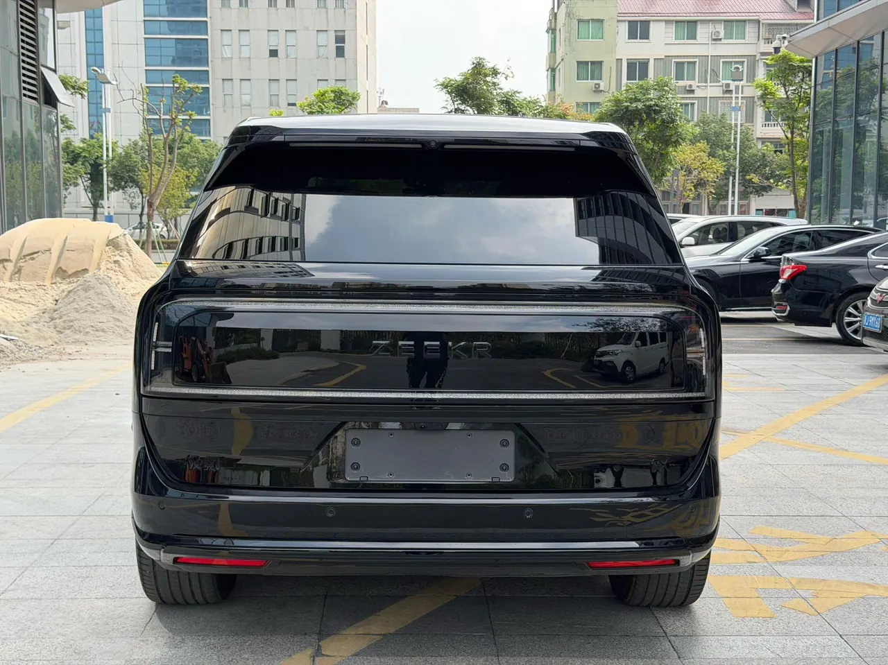 Zeekr 2025 Zeekr 9X 2.0T Ultra Edition 70kWh Automatic Gear 3