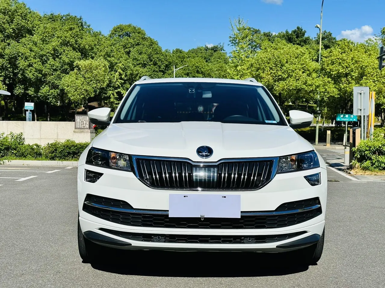 Skoda 2023 Keluoke 1.4TSI TSI280 Luxury Edition Automatic Gear 2