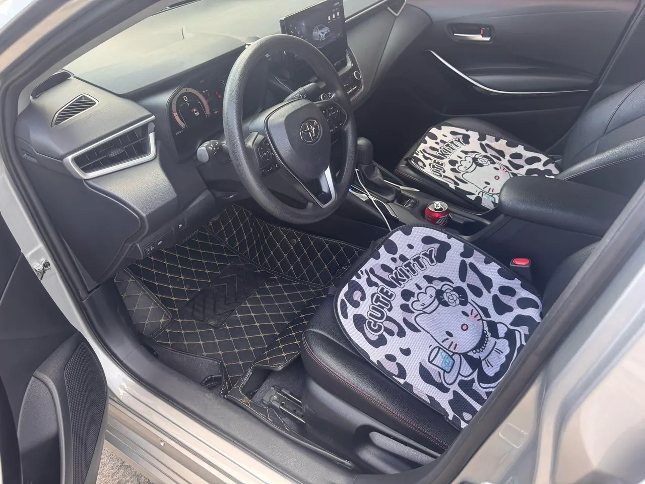 Toyota 2023 Corolla Double Engine 1.8 Stepless Intelligent Electric Hybrid Pioneer Edition Automatic Gear 2