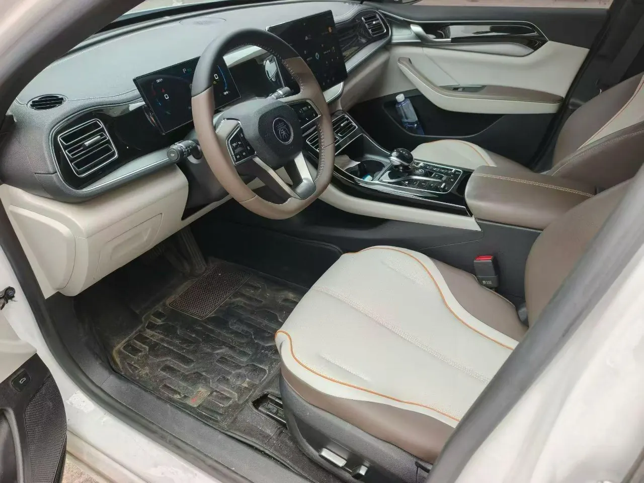 BYD 2023 Qin PLUS DM-i 1.5 stepless champion version Exceed 120KM automatic gear 4
