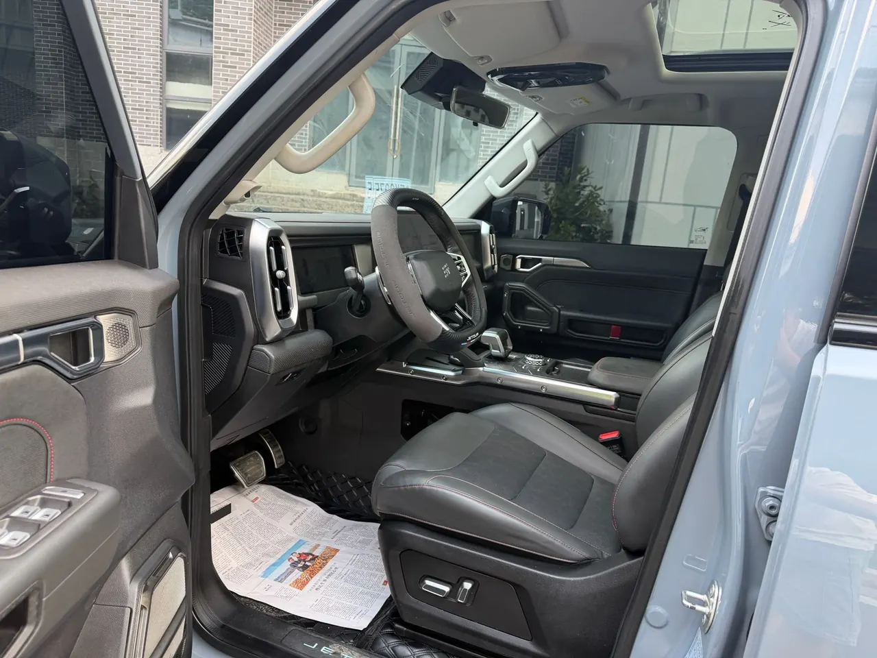 Jetour 2023 Traveler 2.0T Four-Wheel-Drive Cross-Country PRO Automatic 16