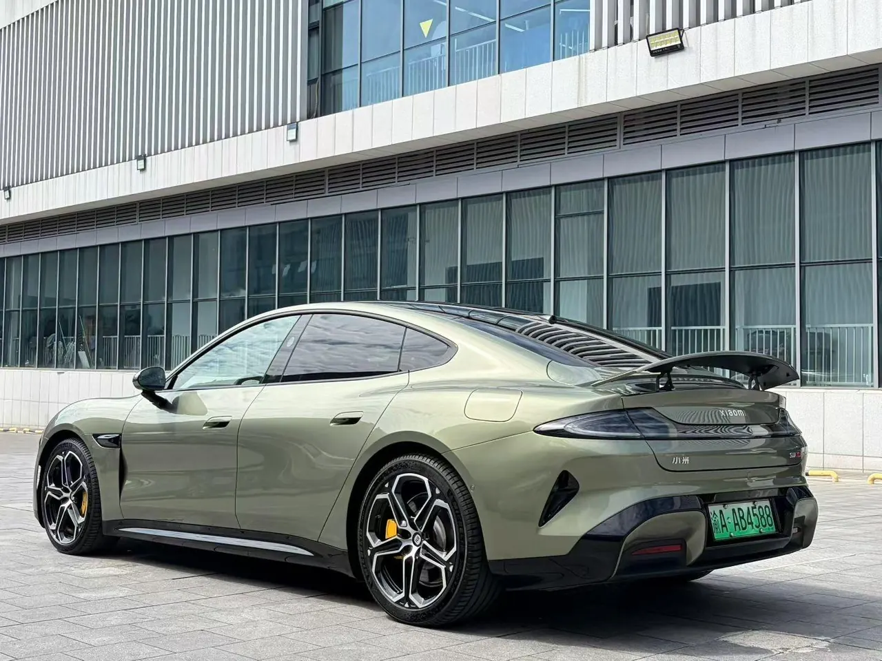 MI 2024 SU 7 800km 4-wheel drive ultra-long endurance high-end smart driving Max version automatic gear 6