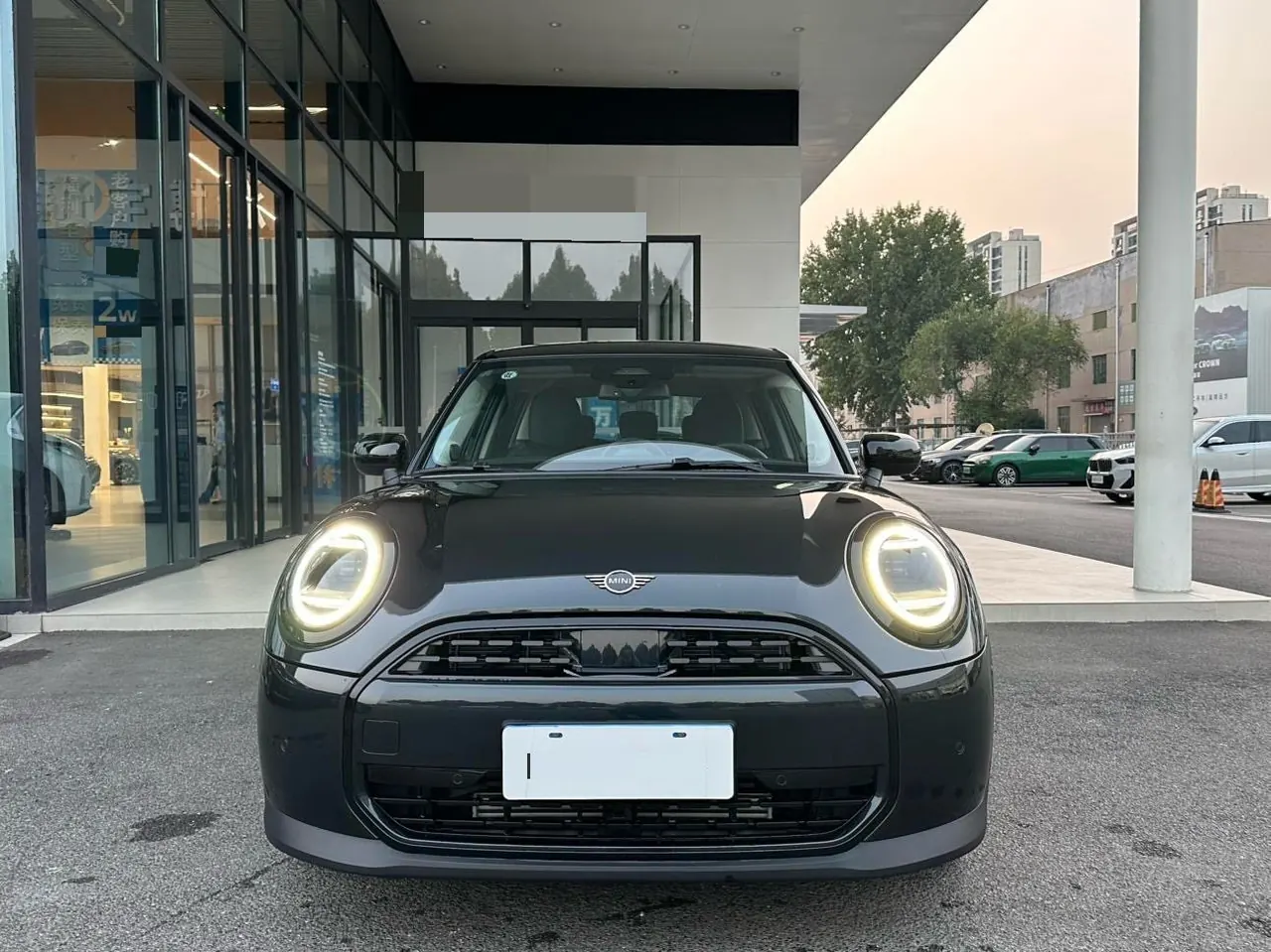 MINI Mini 5-Door (Imported) 2025 Mini Cooper 1.5T Classic Auto 2