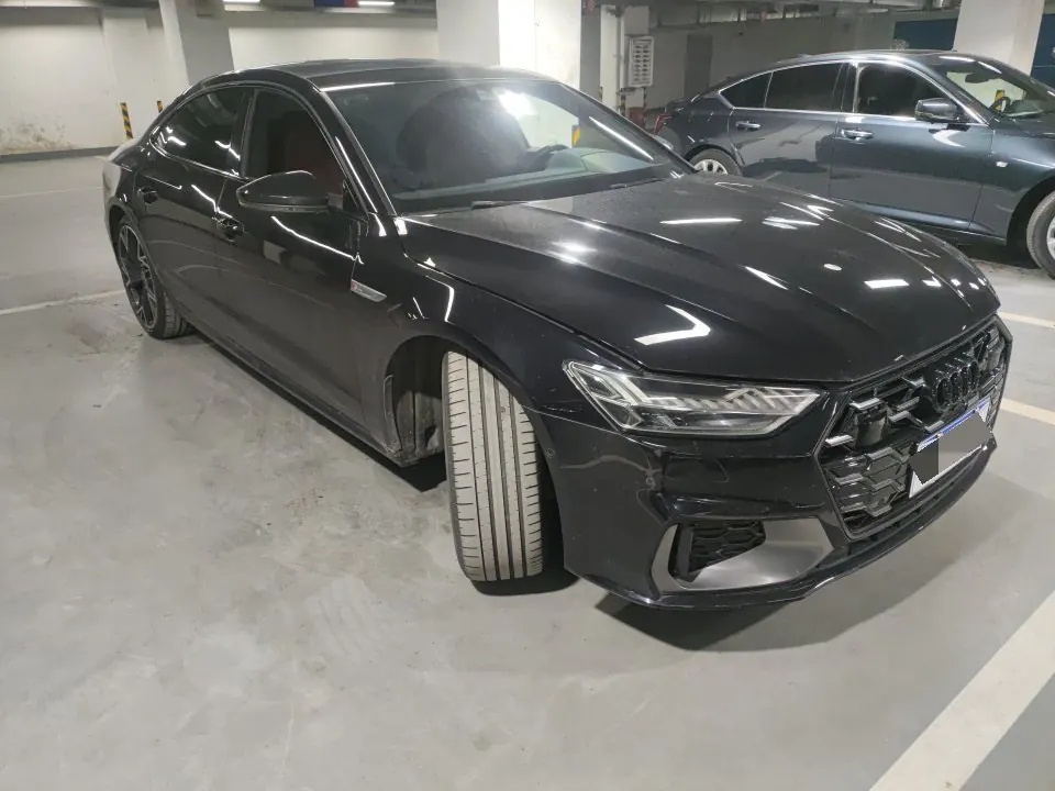 Audi 2024 A7L 2.0TFSI 45TFSI Quattro Black Samurai Edition Automatic Gear 2