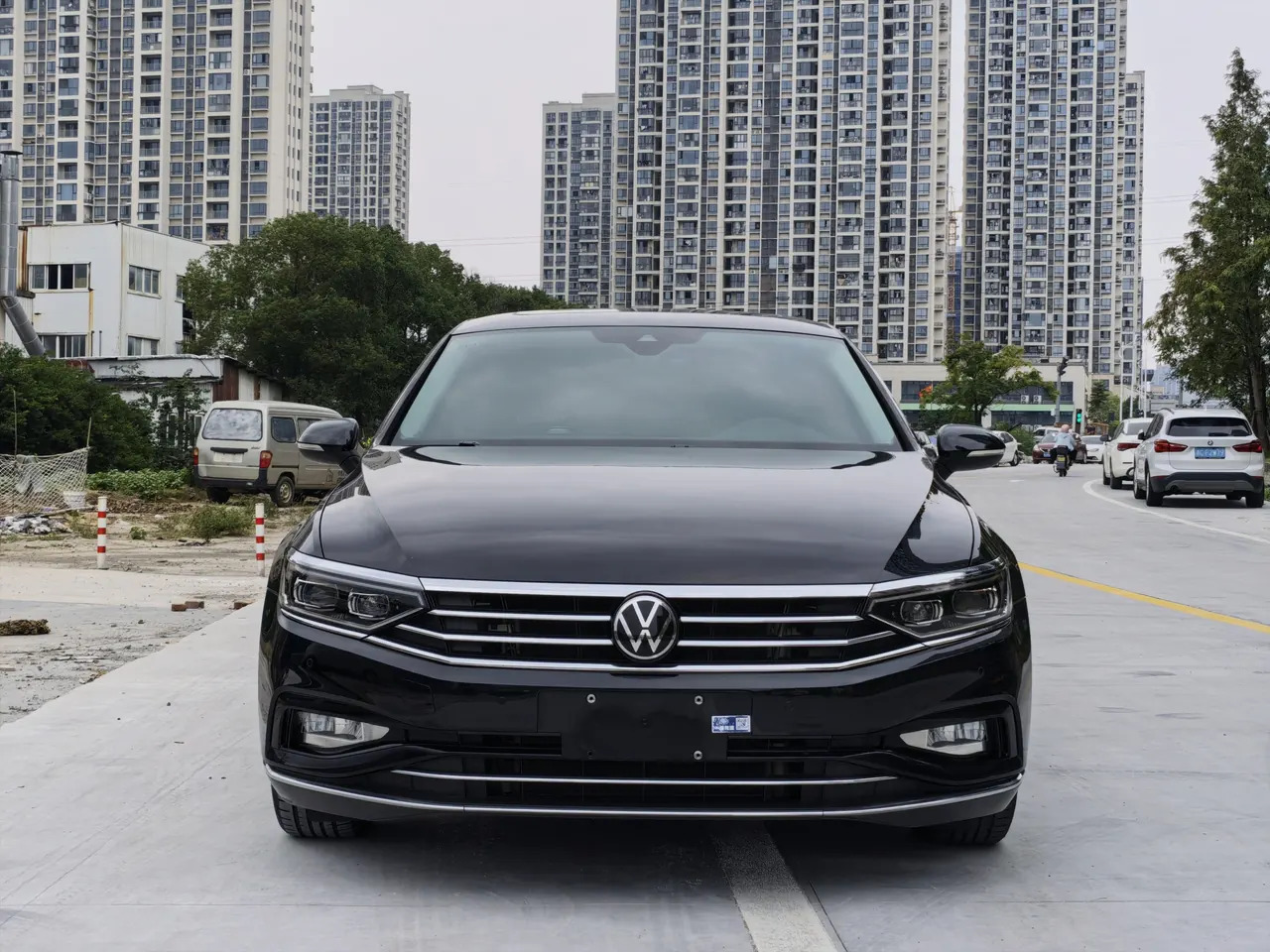 Volkswagen 2020 Magotan 2.0TSI 380TSI Luxury Automatic 5